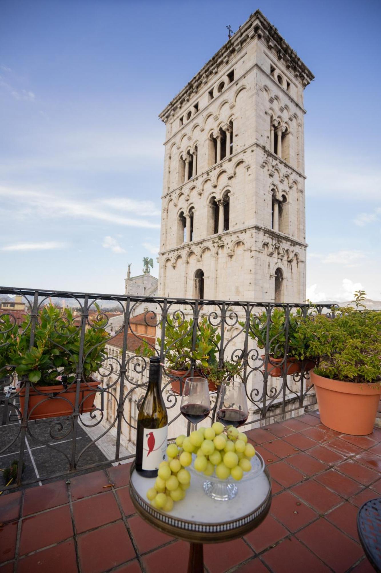 루카 Palazzo Rocchi - Residenza D'Epoca B&B 외부 사진