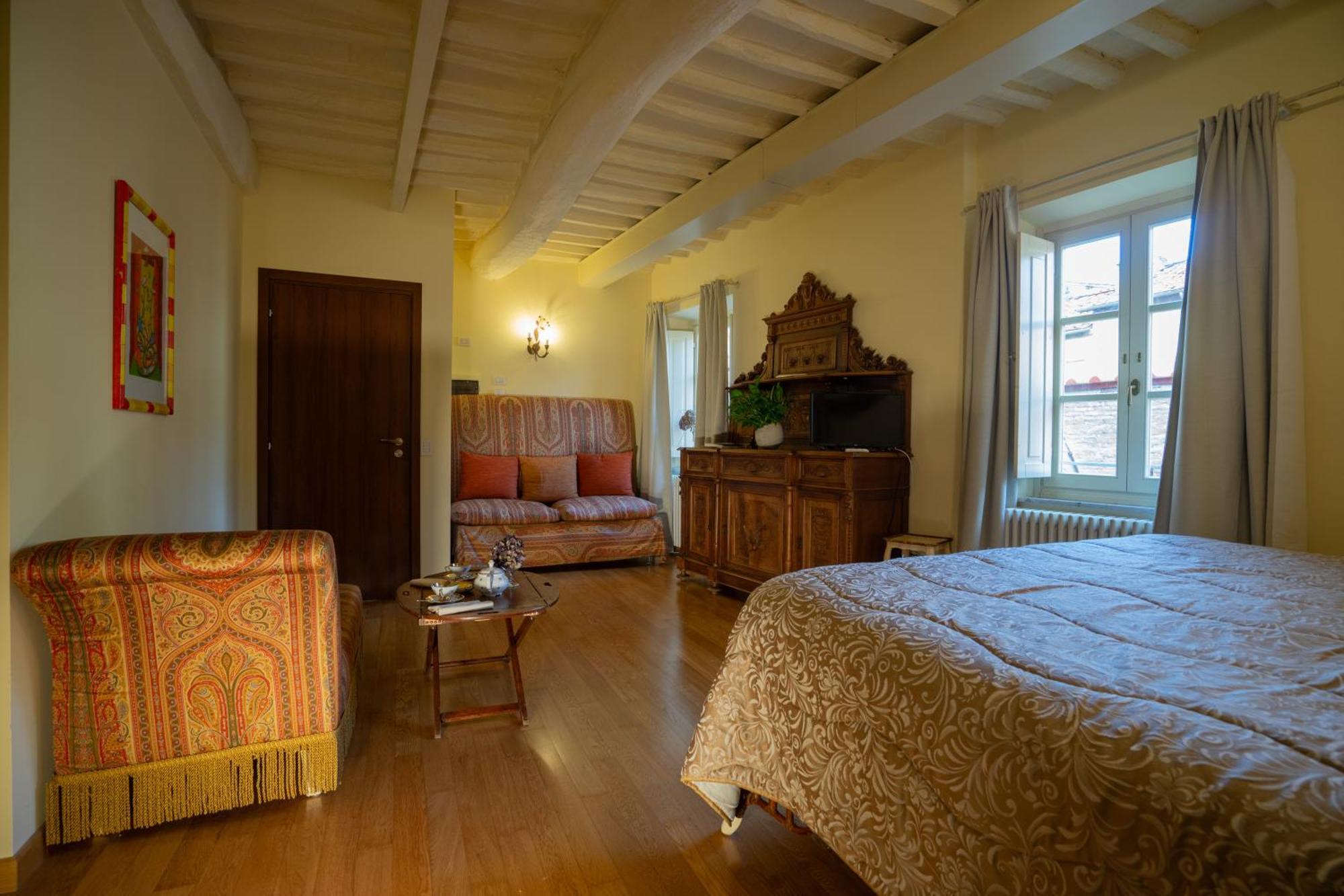 루카 Palazzo Rocchi - Residenza D'Epoca B&B 외부 사진